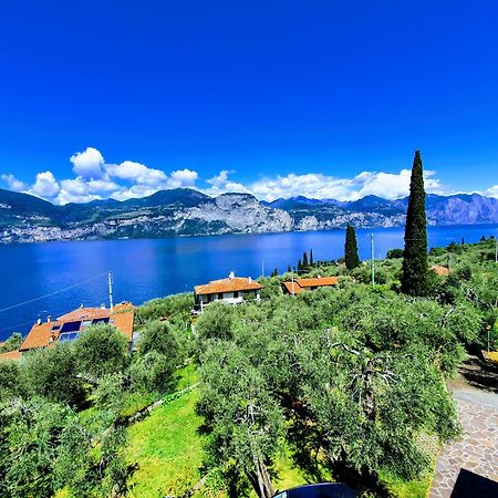 Casa Valenti Apartment Brenzone sul Garda Luaran gambar