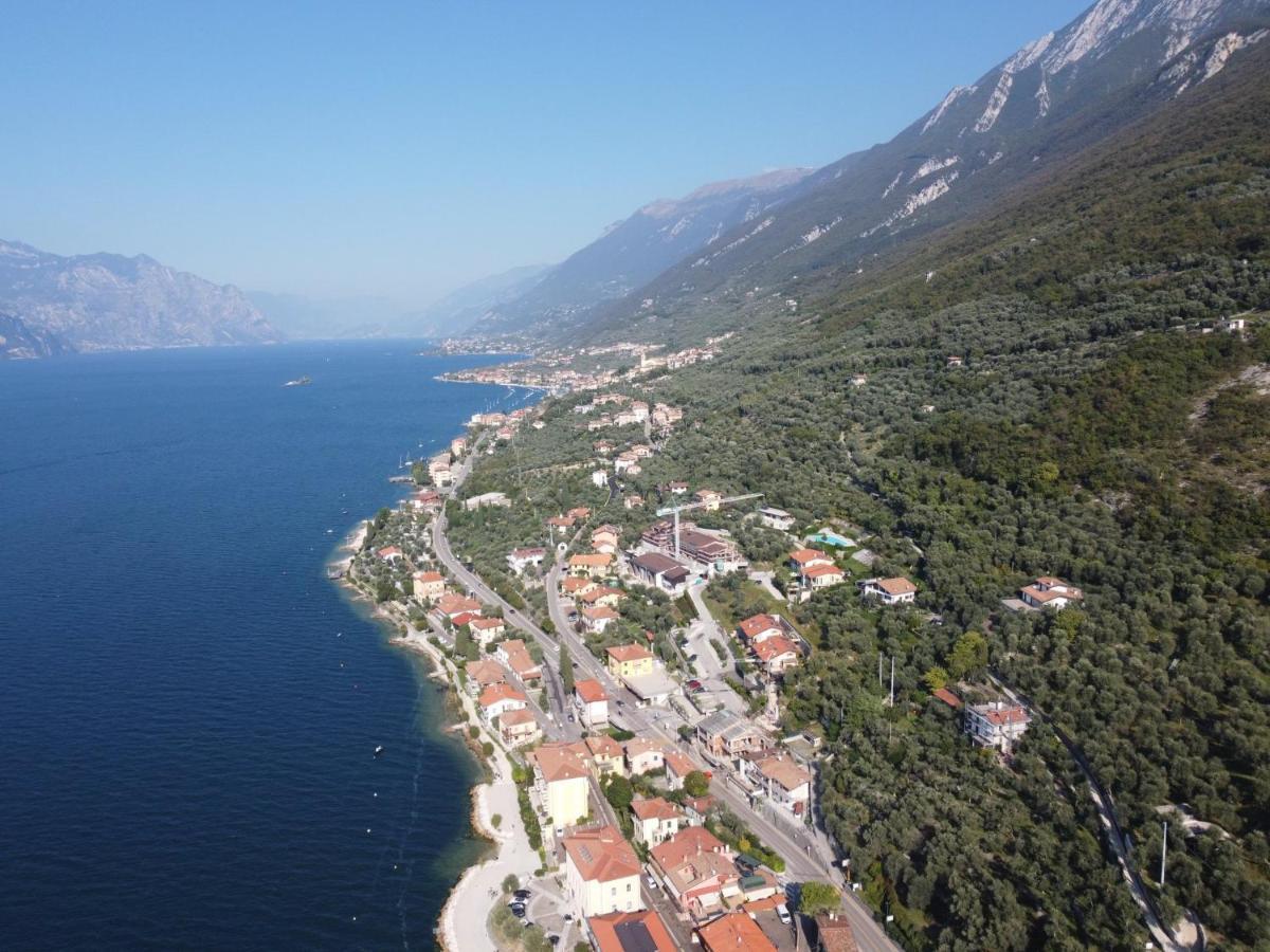 Casa Valenti Apartment Brenzone sul Garda Luaran gambar