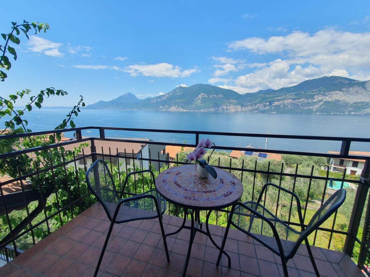 Casa Valenti Apartment Brenzone sul Garda Luaran gambar