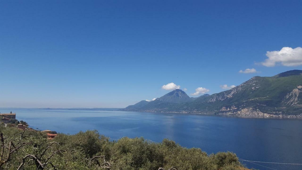 Casa Valenti Apartment Brenzone sul Garda Luaran gambar
