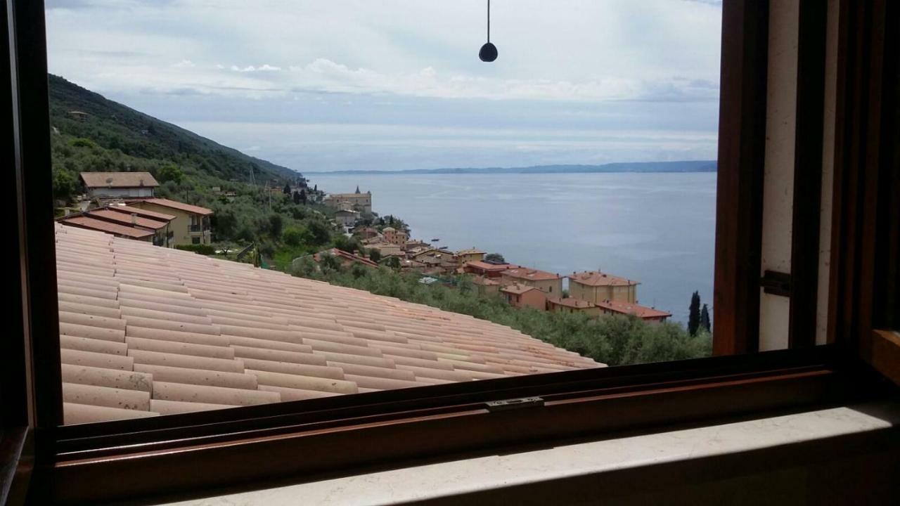 Casa Valenti Apartment Brenzone sul Garda Luaran gambar